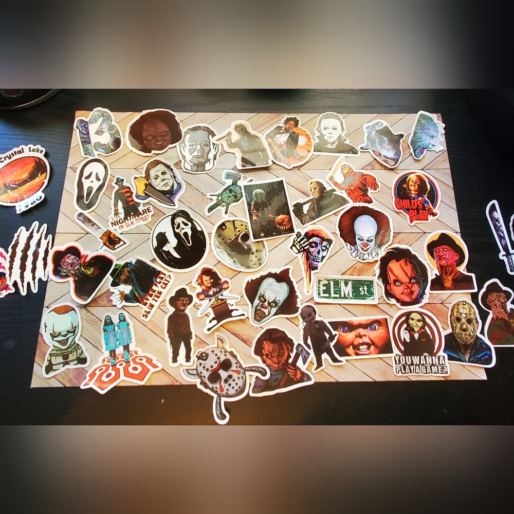 💰FREE HORROR STICKER W/ PURCHASE